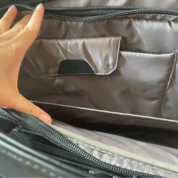 Laptop bag - Picture 7 of 9